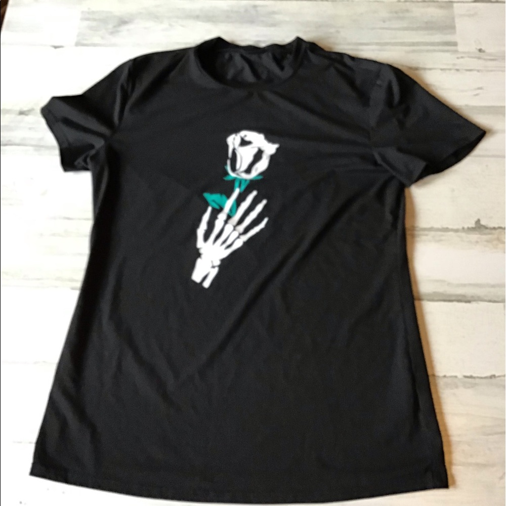 Skeleton And Rose Graphic Soft Tee